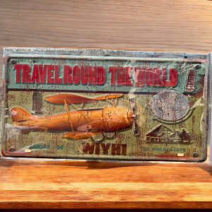 Vintage bord 'Travel around the world'